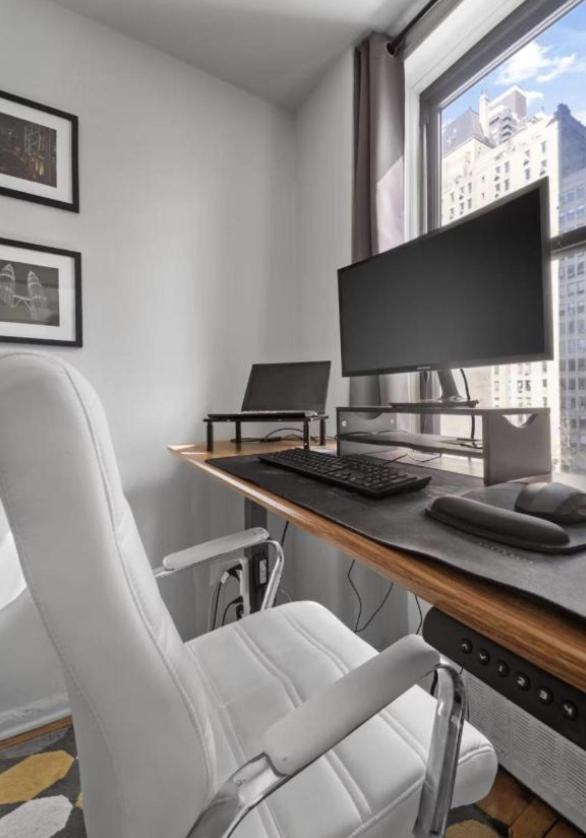 Near Times Square Uws Manhattan Apartment New York